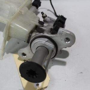 Audi 8 A3 S3 RS3 / Volkswagen Mk7 Golf Brake Master Cylinder 5Q2 611 301 G - Image 6