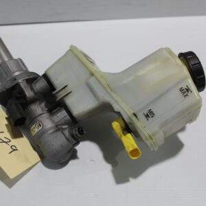 Audi 8 A3 S3 RS3 / Volkswagen Mk7 Golf Brake Master Cylinder 5Q2 611 301 B - Image 4