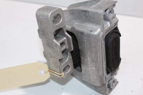 Audi 8V S3 / Volkswagen Golf Mk7 R Engine Motor Mount 5Q0 199 262 BE