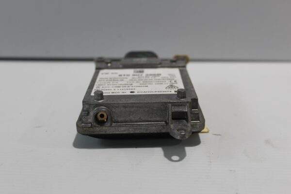 Audi A4 A5 Q5 / Porsche Macan Cayenne Blind Spot Indicator Module 8T0 907 566 B