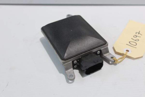 Audi A4 A5 Q5 / Porsche Macan Cayenne Blind Spot Indicator Module 8T0 907 566 B