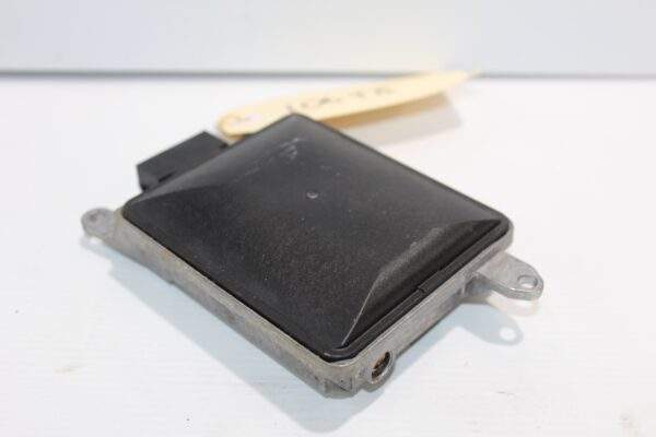 Audi A4 A5 Q5 / Porsche Macan Cayenne Blind Spot Indicator Module 8T0 907 568 B