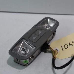 Audi A3 Q2 Q3 Interior Reading Map Light 8V0 947 111 B - Image 2