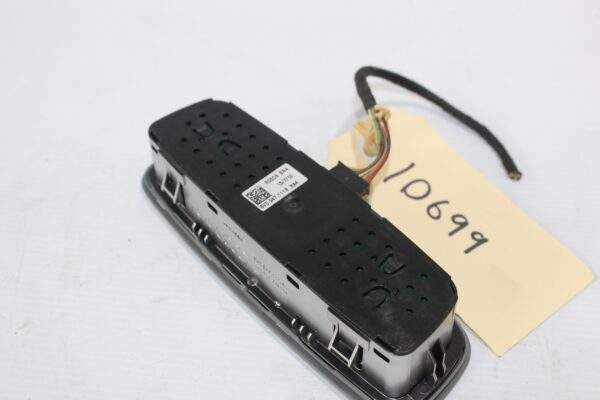 Audi A3 Q2 Q3 Interior Reading Map Light 8V0 947 111 B