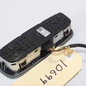 Audi A3 Q2 Q3 Interior Reading Map Light 8V0 947 111 B - Image 4