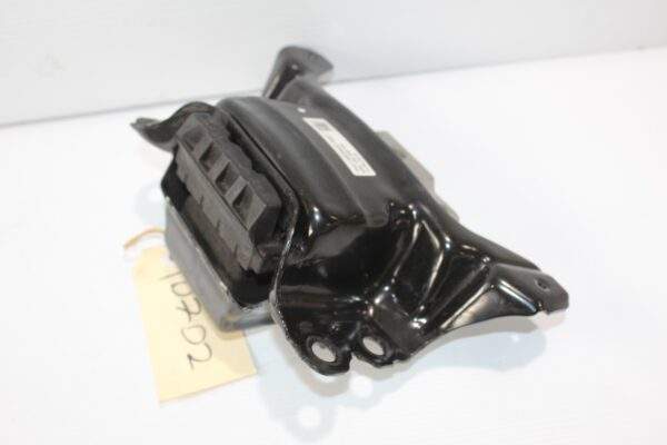 Audi 8V S3 / Volkswagen Golf Mk7 R Engine Transmission Mount 5Q0 199 555 AB