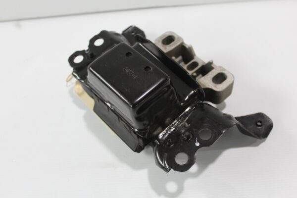 Audi 8V S3 / Volkswagen Golf Mk7 R Engine Transmission Mount 5Q0 199 555 AB