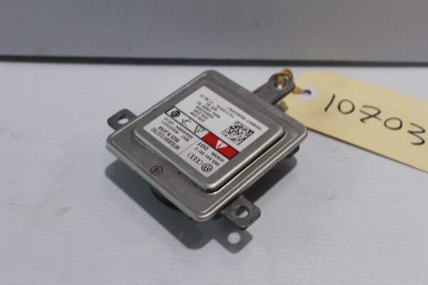 Volkswagen Audi Porsche Xenon HID Headlight Ballast Module 8K0 941 597 E