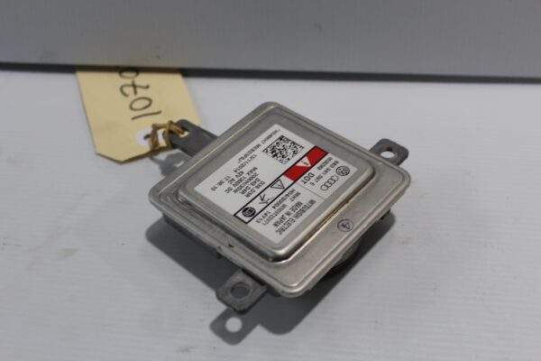 Volkswagen Audi Porsche Xenon HID Headlight Ballast Module 8K0 941 597 E