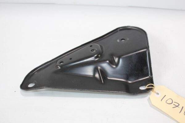 Audi 8F A5 Subframe Suspension Reinforcement Bracket 8F0 505 220 A