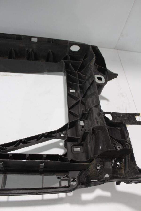 Audi 8V A3 Radiator Support Panel Carrier 8V0 805 588 A