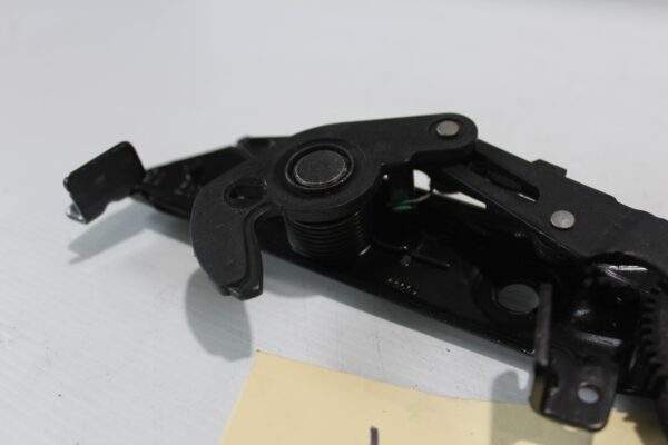Audi 8F A5 S5 Convertible Roof Latch Catch Motor 8F0 825 823 G