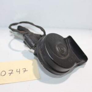 Audi 8V A3 S3 Horn with Bracket 8V0 951 230 B, 5Q0 951 223 B - Image 7