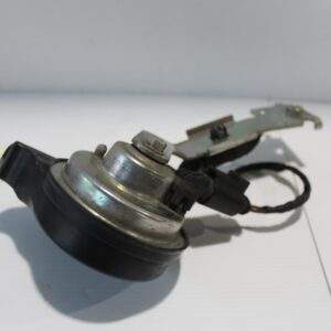 Audi 8V A3 S3 Horn with Bracket 8V0 951 230 B, 5Q0 951 223 B - Image 3