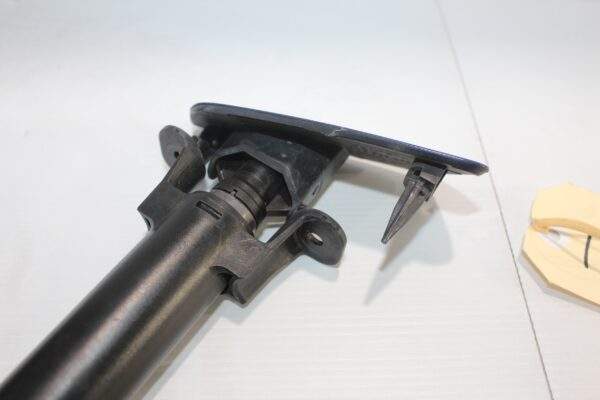 Audi 8V A3 S3 Right RH Washer Jet with Cap 8V0955102, 8V5955276A