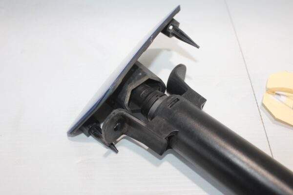 Audi 8V A3 S3 Right RH Washer Jet with Cap 8V0955102, 8V5955276A