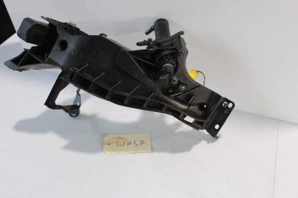 Audi 8T 8F Right Headlight Support Bracket Complete 8T0805608R, 8T0955102D