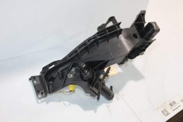 Audi 8T 8F Right Headlight Support Bracket Complete 8T0805608R, 8T0955102D