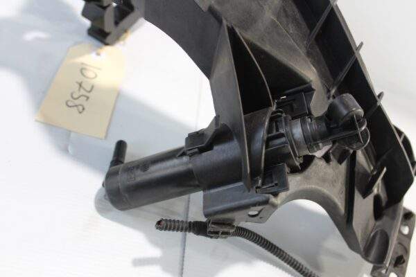 Audi 8T 8F Left Headlight Support Bracket Complete 8T0805607, 8T0955101D