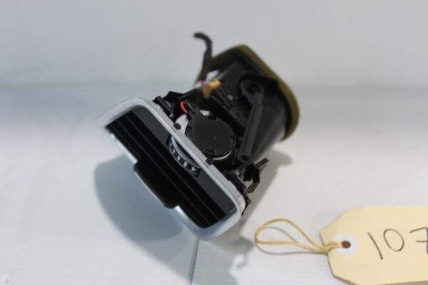 Audi A4 A5 Left Passenger Dash Air Vent 8T2 820 901 G