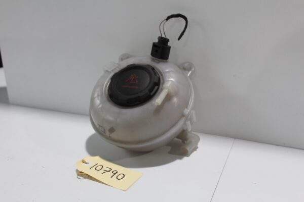 Audi RS3 RSQ3 TTRS Coolant Overflow Expansion Tank 8V0 121 407 A