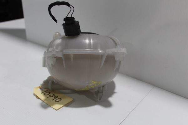 Audi RS3 RSQ3 TTRS Coolant Overflow Expansion Tank 8V0 121 407 A