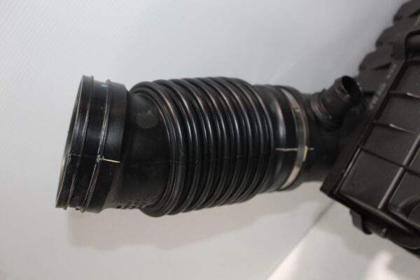 Audi RSQ3 Air box Intake Assembly 83A 129 601, 83A 129 624