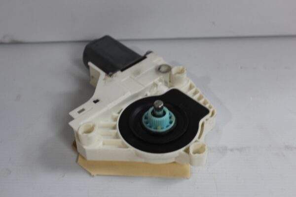 Audi A4 A5 S4 S5 Q5 SQ5 A8 Window Regulator Motor 8K0 959 802 B