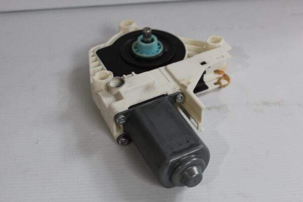 Audi A4 A5 S4 S5 Q5 SQ5 A8 Window Regulator Motor 8K0 959 802 B