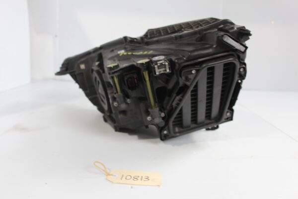 Audi Q3 RSQ3 Right Drivers Headlamp Assembly Matrix LED 83A941784D, 83A941036D