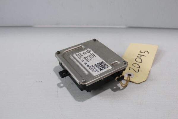 Audi Volkswagen LED Headlight Control Unit Module 4G0 907 697 H