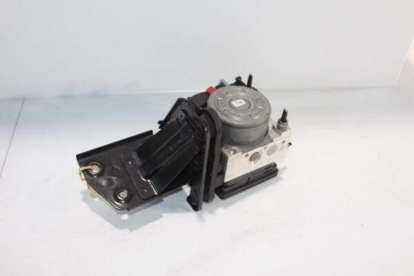 Volkswagen Golf Mk7 R ABS Pump 5Q0 907 379 AB