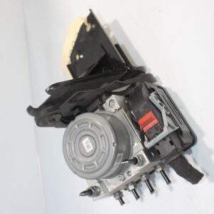 Volkswagen Golf Mk7 R ABS Pump 5Q0 907 379 AB - Image 9