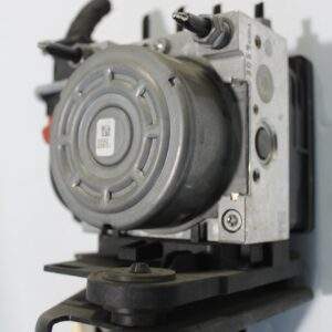 Volkswagen Golf Mk7 R ABS Pump 5Q0 907 379 AB - Image 6