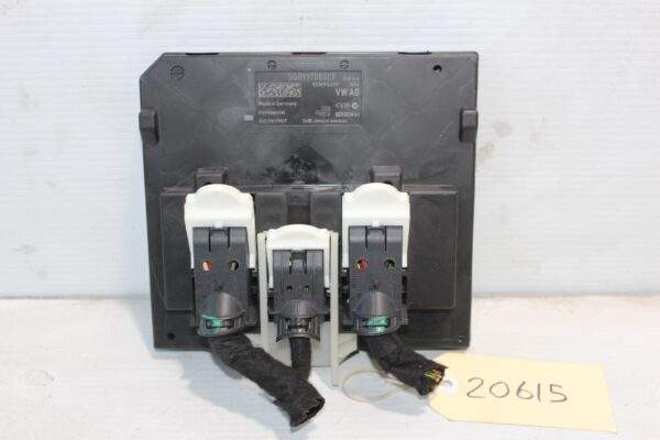 Audi 8V A3 S3 / Volkswagen Golf GTi R Body Control Module BCM 5Q0 937 084 CF