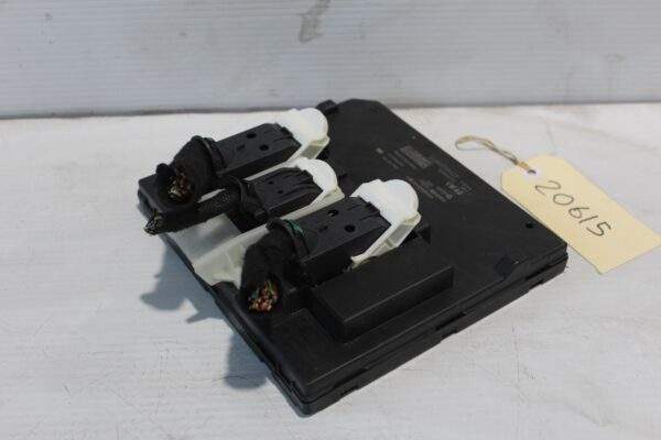 Audi 8V A3 S3 / Volkswagen Golf GTi R Body Control Module BCM 5Q0 937 084 CF