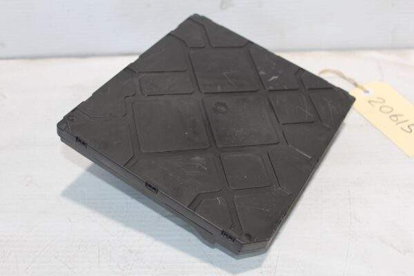 Audi 8V A3 S3 / Volkswagen Golf GTi R Body Control Module BCM 5Q0 937 084 CF