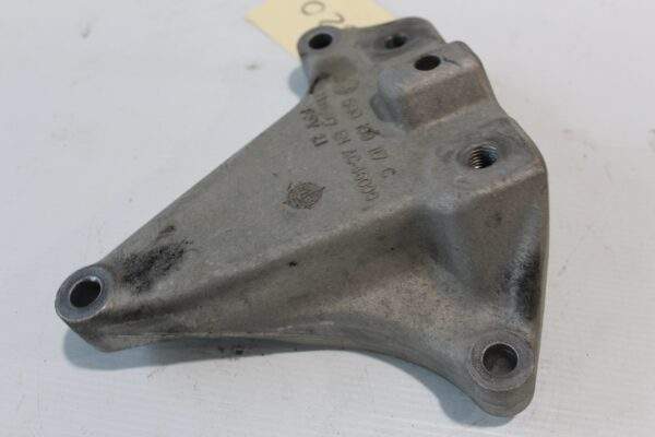Volkswagen Golf Gearbox Tranmission Mount 5Q0 199 117 C