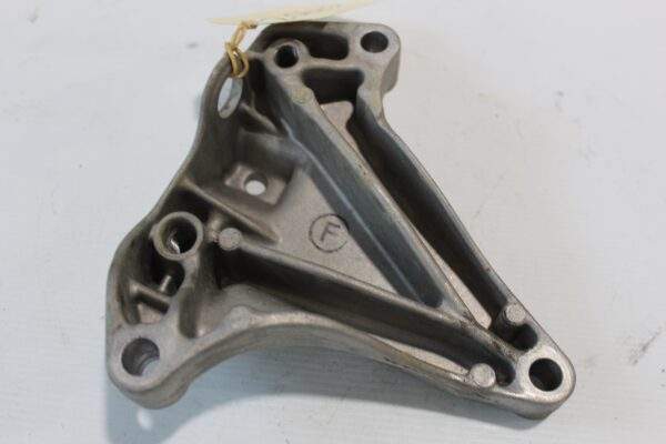 Volkswagen Golf Gearbox Tranmission Mount 5Q0 199 117 C