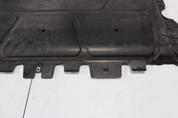 Volkswagen Golf Mk7 Engine Splash Shield Under Tray 5Q0 825 236