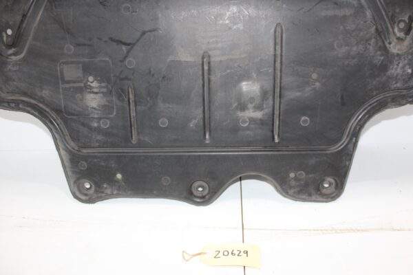 Volkswagen Golf Mk7 Engine Splash Shield Under Tray 5Q0 825 236