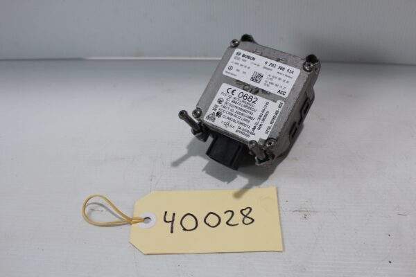 Mercedes Benz W176 W117 A CLA Class ACC Distronic Radar Sensor A0009009608