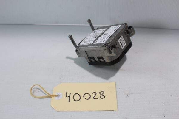 Mercedes Benz W176 W117 A CLA Class ACC Distronic Radar Sensor A0009009608