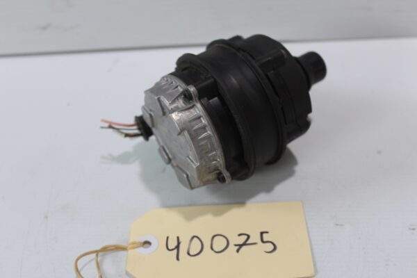 Mercedes Benz A CLA C Class Coolant Water Pump GENUINE A0005002686