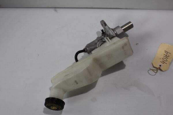 Mercedes Benz W176 W117 A CLA Class Brake Master Cylinder Servo A2464300302