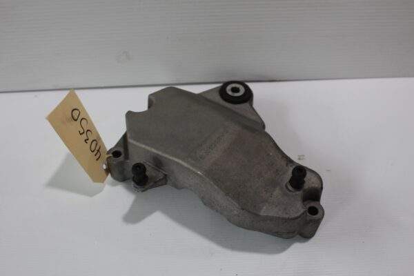 Mercedes Benz W176 W117 A45 CLA45 M133 Engine Mount Bracket A2702230002