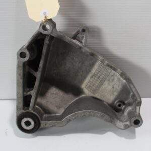 Mercedes Benz W176 W117 A45 CLA45 M133 Engine Mount Bracket A2702230002 - Image 7
