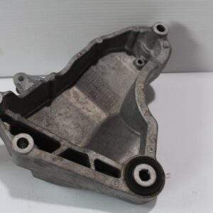 Mercedes Benz W176 W117 A45 CLA45 M133 Engine Mount Bracket A2702230002 - Image 6