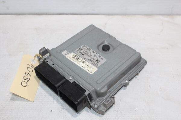Mercedes Benz W176 A250 M270 Engine Control Unit Module ECU ECM A2709002100