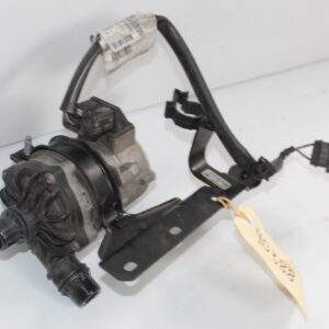 Mercedes Benz W176 W117 A45 CLA45 AMG Auxiliary Coolant Water Pump A0005001986 - Image 10